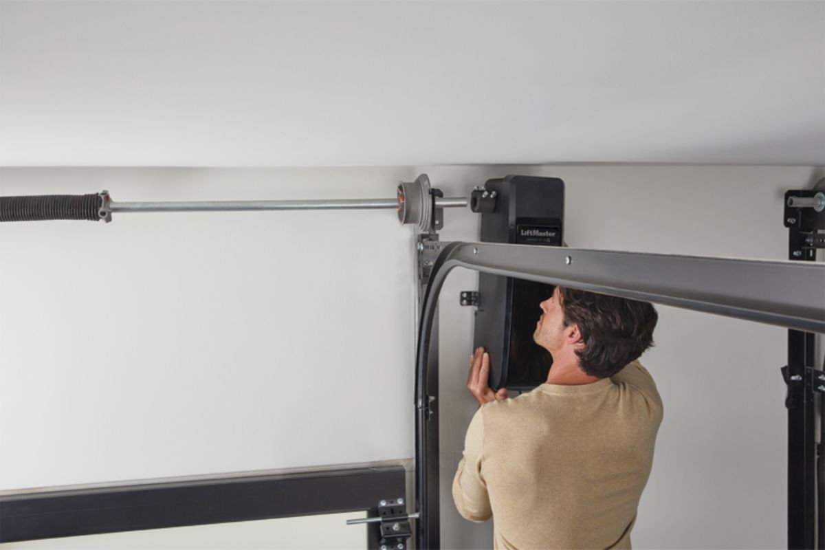 Garage door installation service - Fairfield, California and the Bay Area: